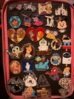 Disney pins