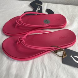 Olukai Sandals Size 7 Pink  Plumeria . New 