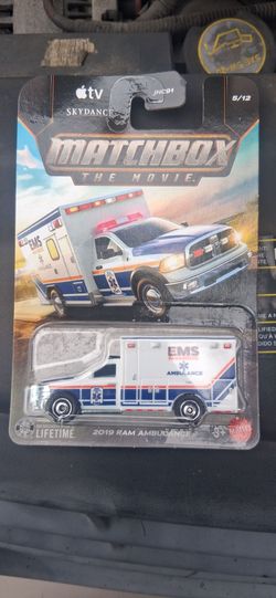Hot Wheels 2019 Ram Ambulance