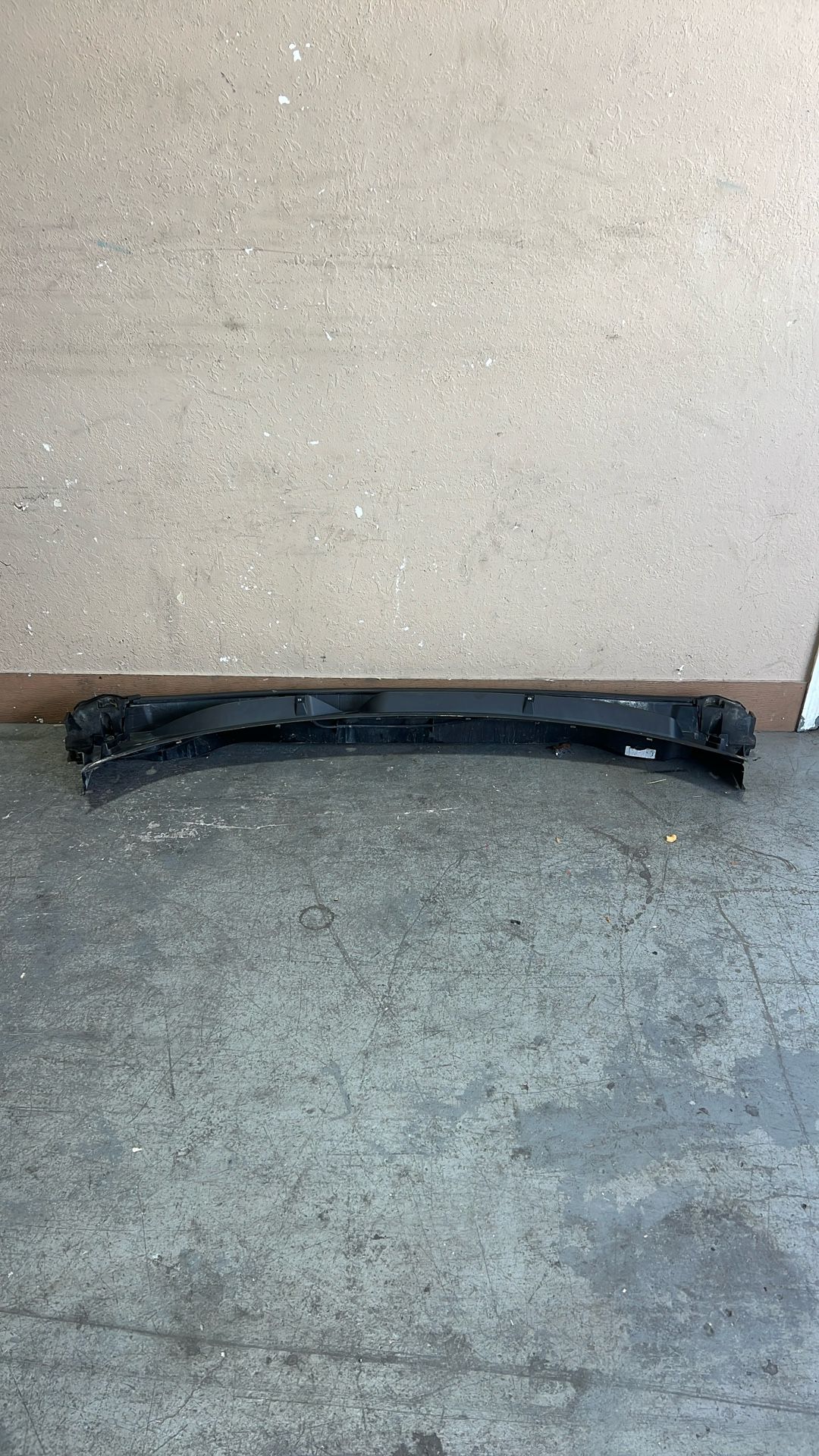 20-23 Gmc Acadia Cowl 2020 2021 2022 2023