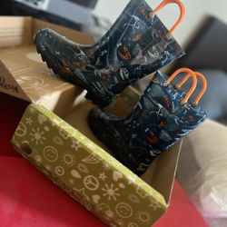 Light Up Kids Raining Boots 