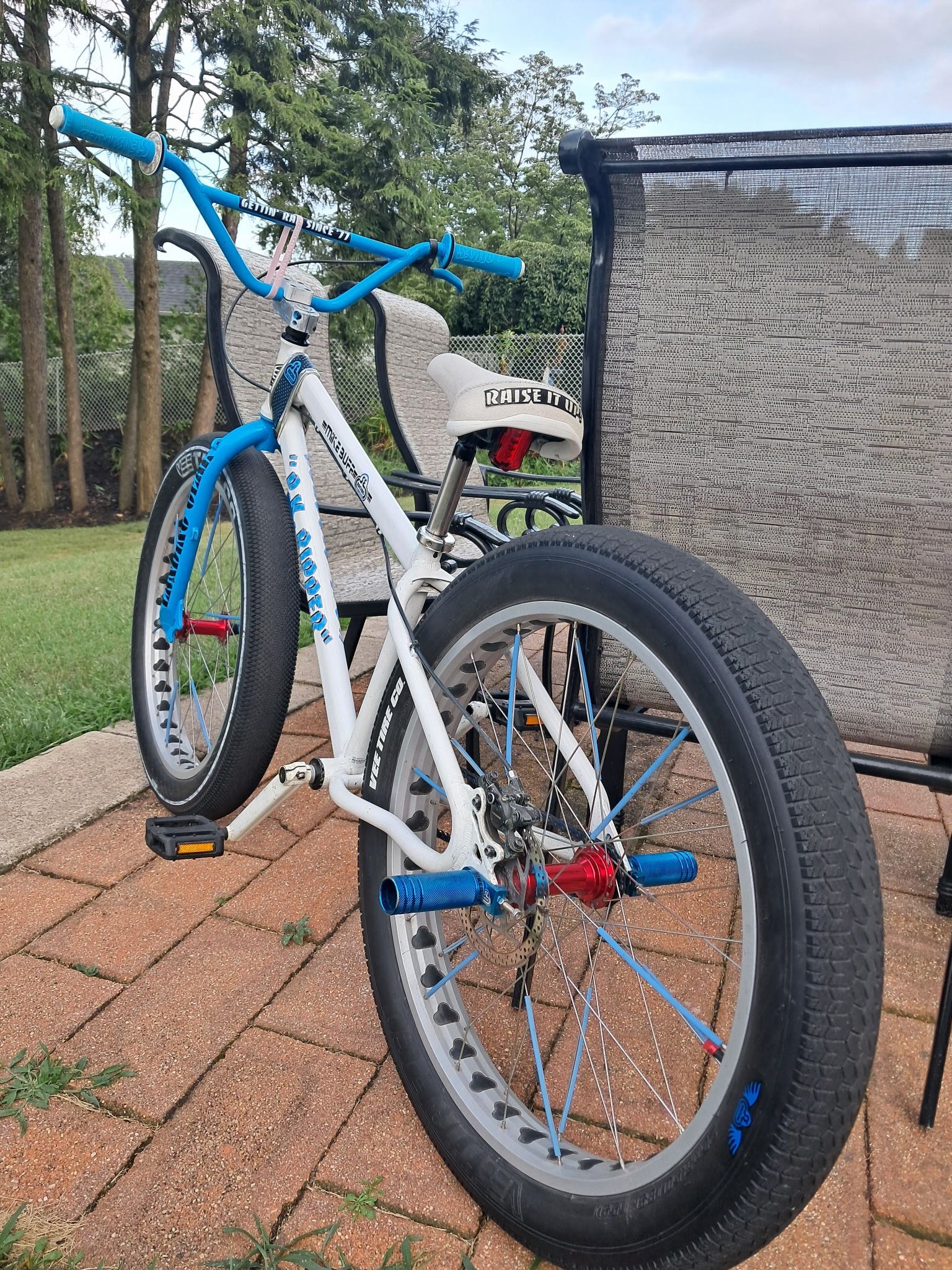 MIKE BUFF FATT RIPPER