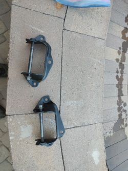 1975-81 Pontiac Motor Mount Brackets With Bolts