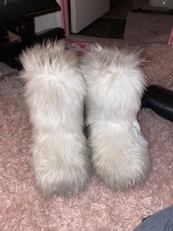 Fur Boots Size 10