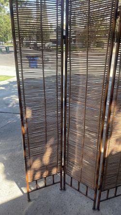 Four panel divider