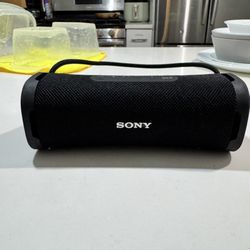 Sony ULT Field 1 Portable Bluetooth Speaker – Deep Bass, Waterproof, Great Condition