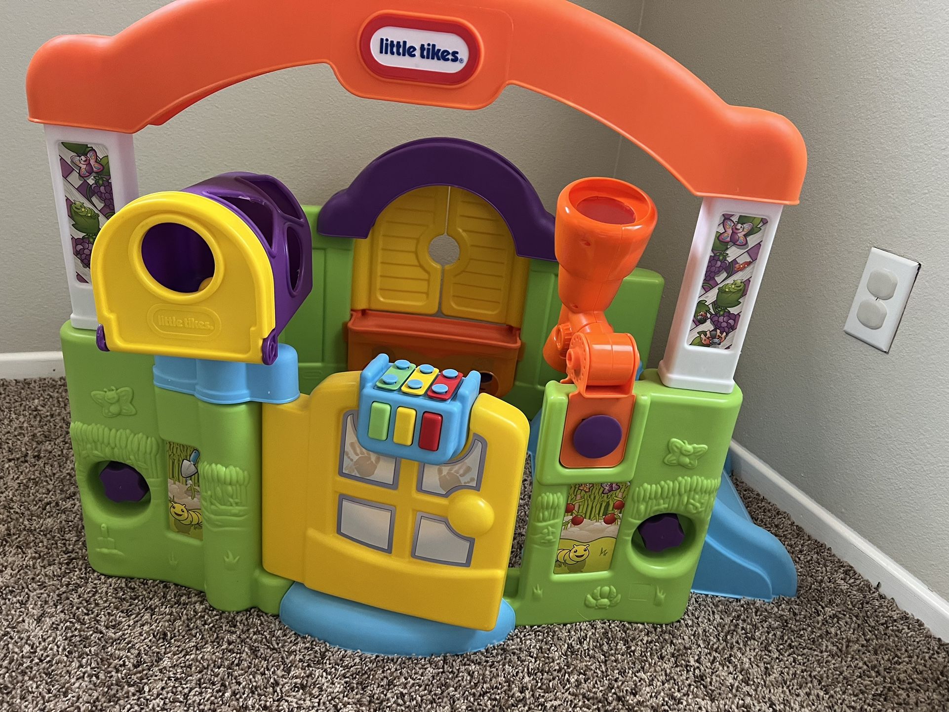 Little Tikes Activity Garden Playhouse