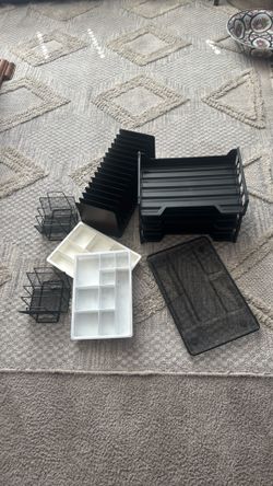 Desk and drawer accessories
