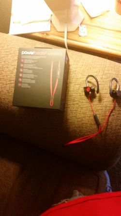 Powerbeats 2