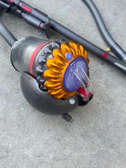 Dyson vaccum