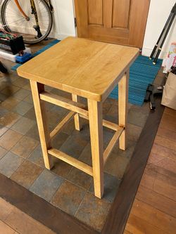 2 Free Barstools