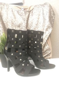 Beautiful Black heels