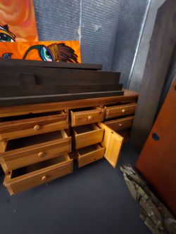 9 drawer Solid Wood Dresser