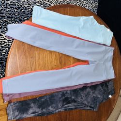4 Lululemon Leggings $85 Size 4
