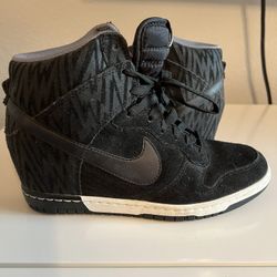 Nike Dunk Sky High