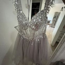 Dress For Dama 