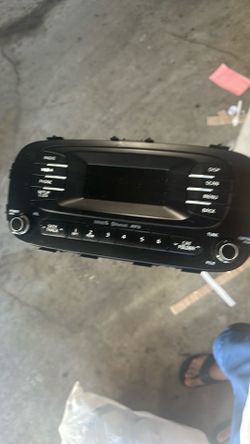 Kia radio