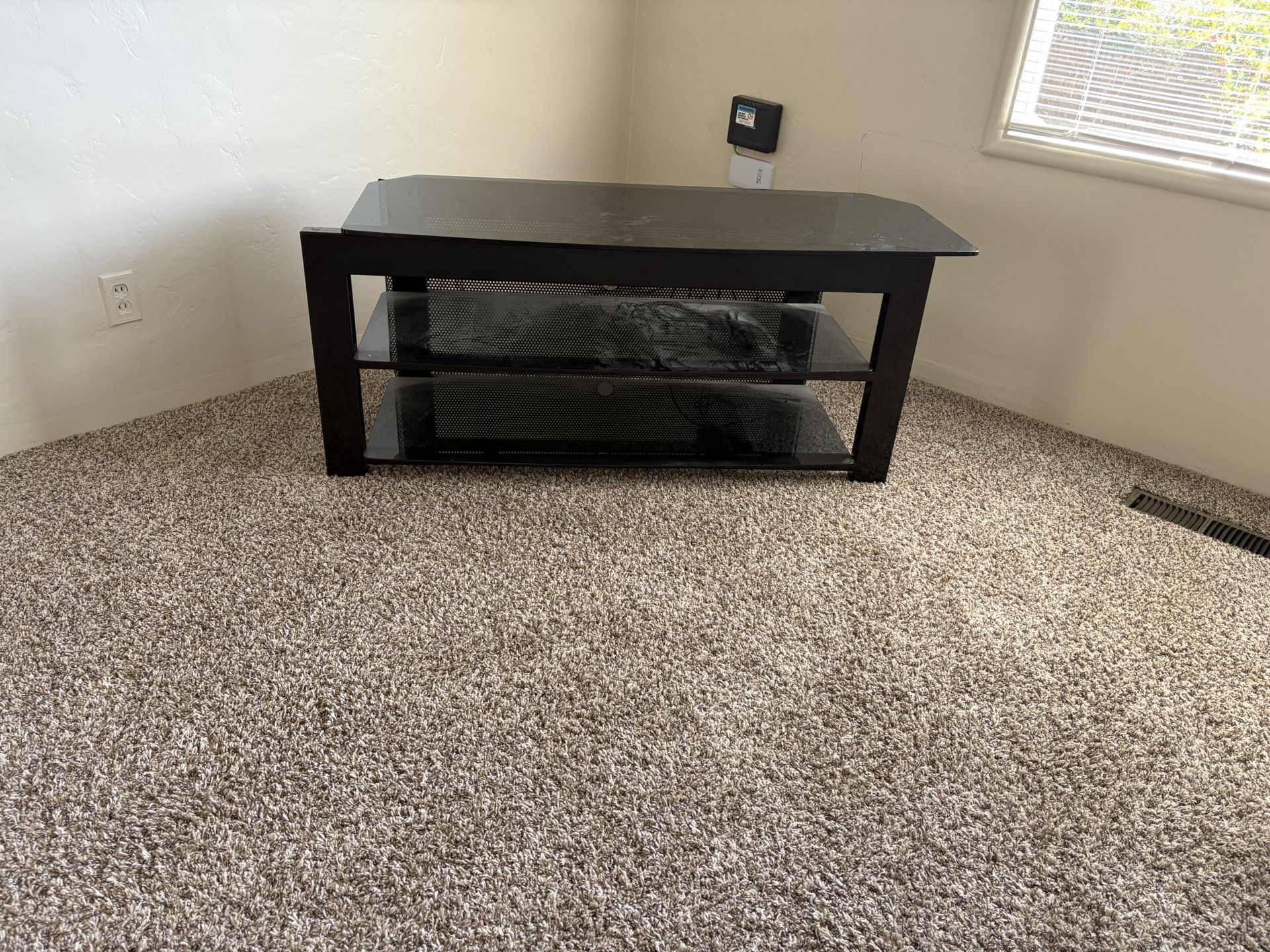 Tv Stand $1.00