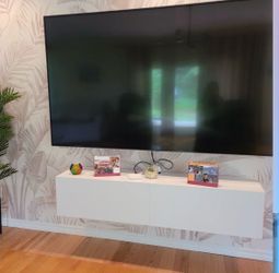 White Floating TV Stand 61L 14W (Similar to IKEA TV Stand)