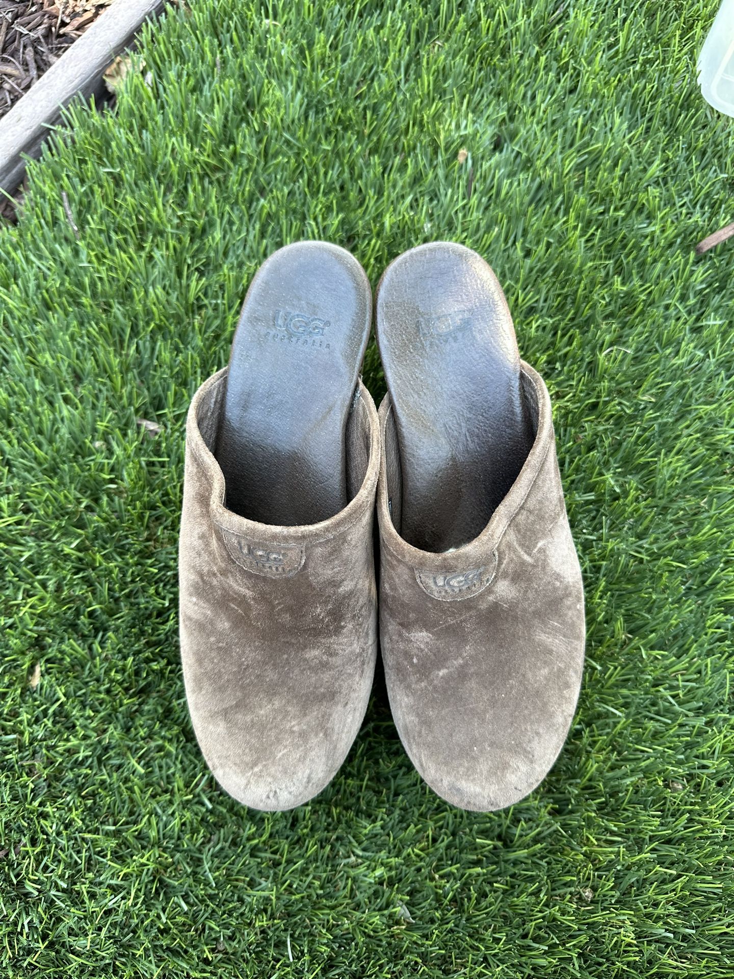 Ugg shoes 
