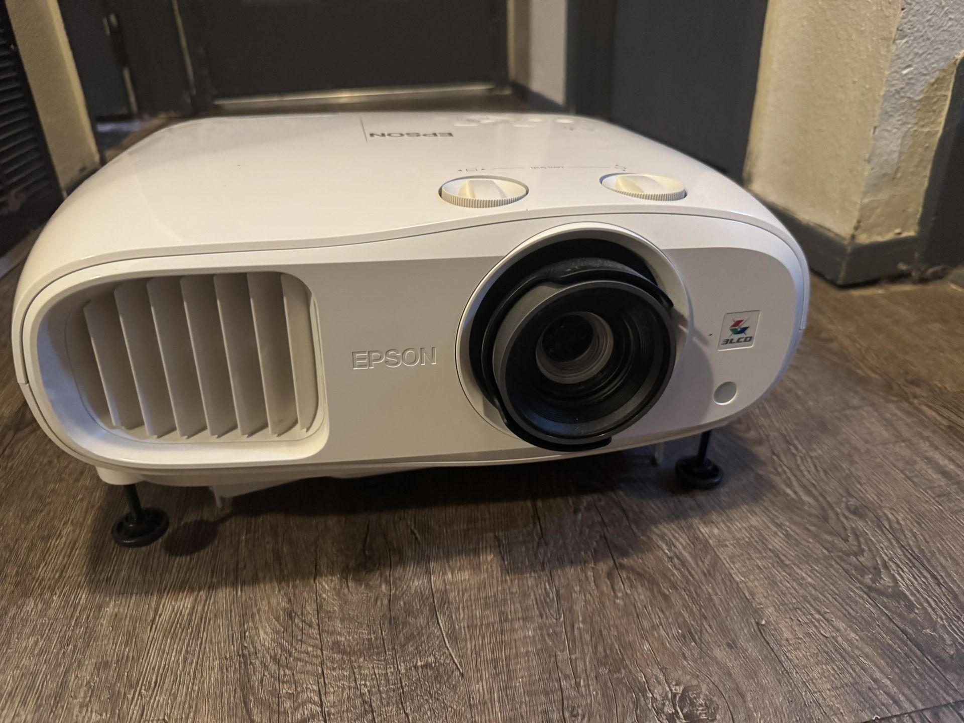 Epson 3200 Home Cinema