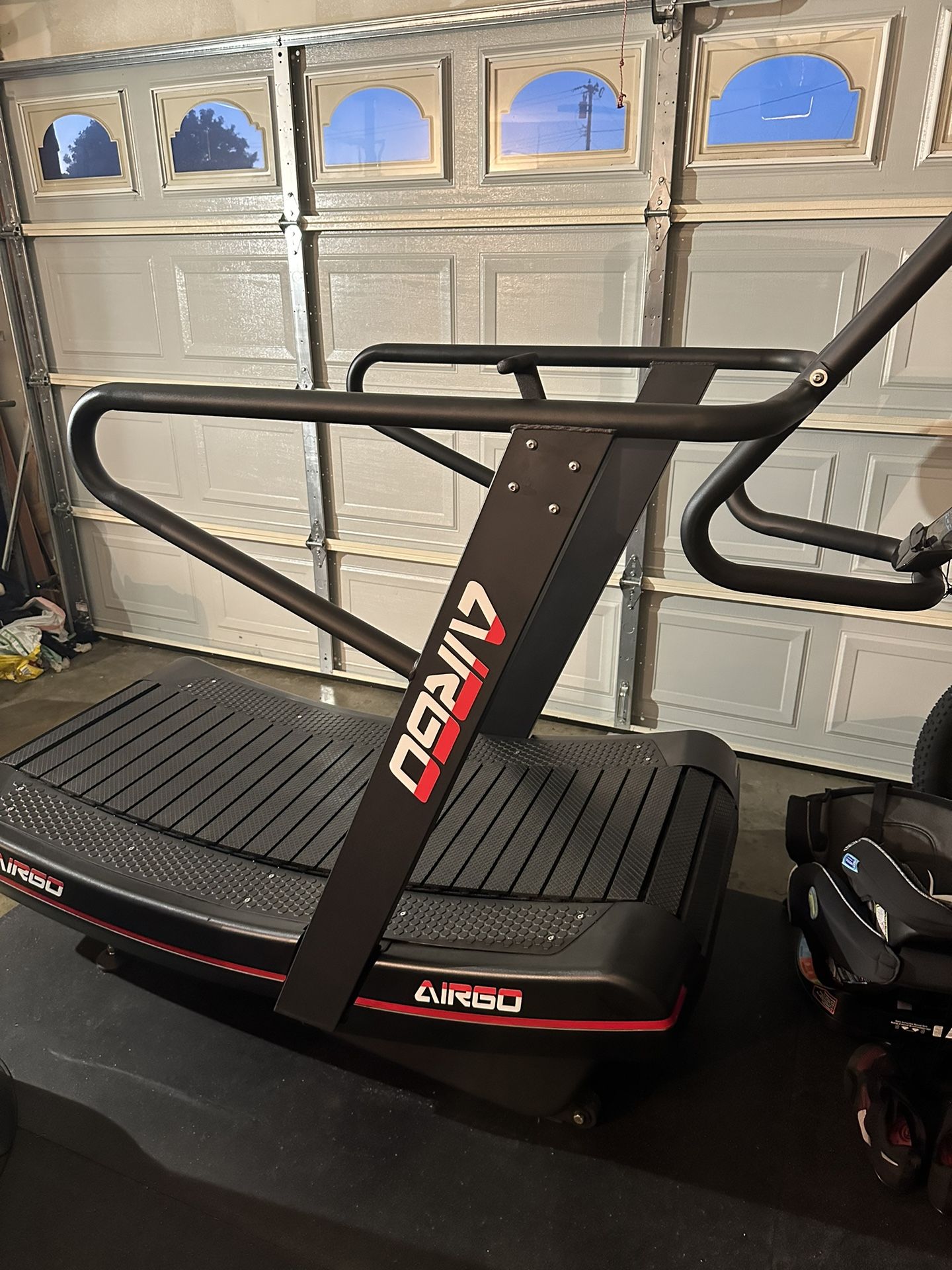Curved Treadmill