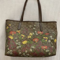Coach Spring Tote 