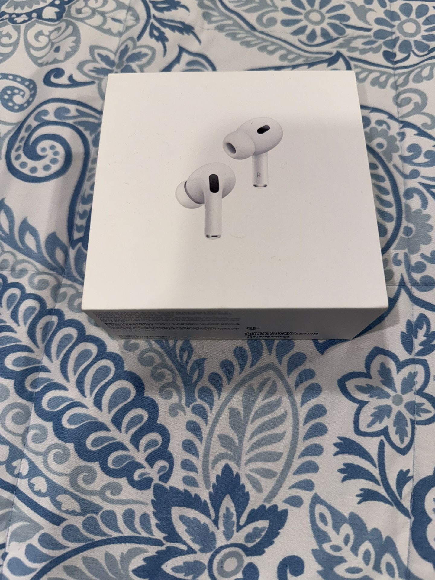 Lightly Used AirPods Pro 2 USB-C
