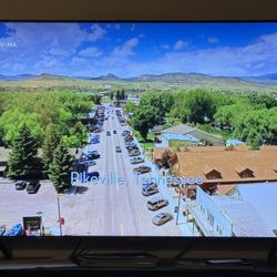 2023 Samsung TU690T 55” TV