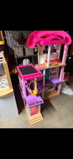 Barbie Dream House