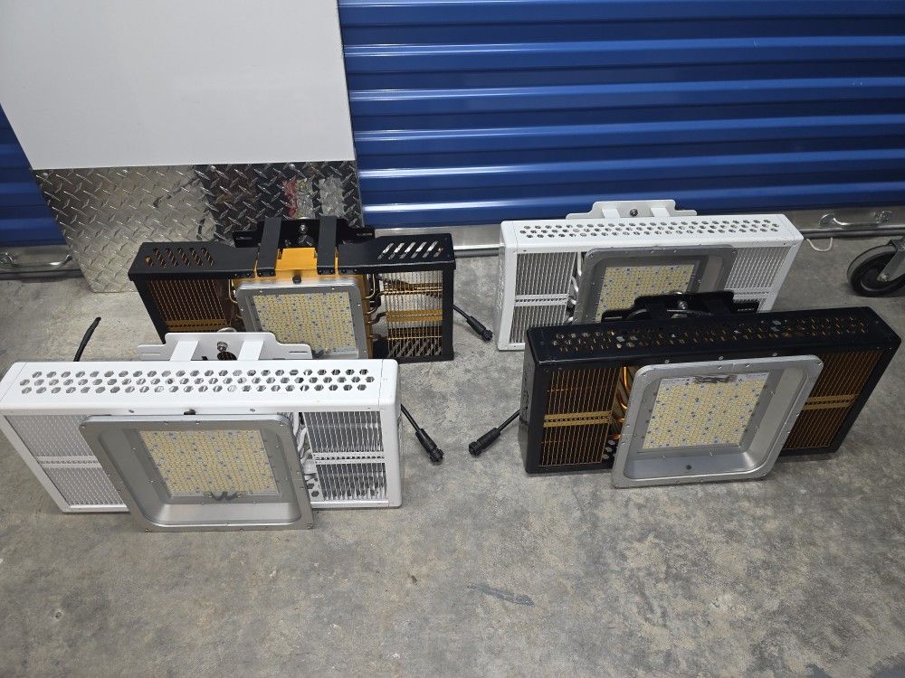 Grow Indoor Lights King. $1000