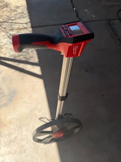Milwaukee 12in digital measuring wheel