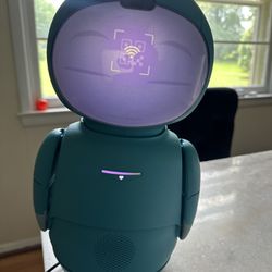 Moxie Robot