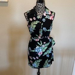 Womens/juniors Tropical/Hawaiian 2 Piece, Skirt And Button Down Top, Skirt Size 8P, Top Size 10, Never Worn, $10