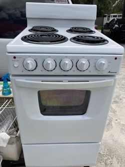 STOVE LIKE NEW 20” USED LESS THEN 6 MONTH, BUY IT NOW FOR  $440.00