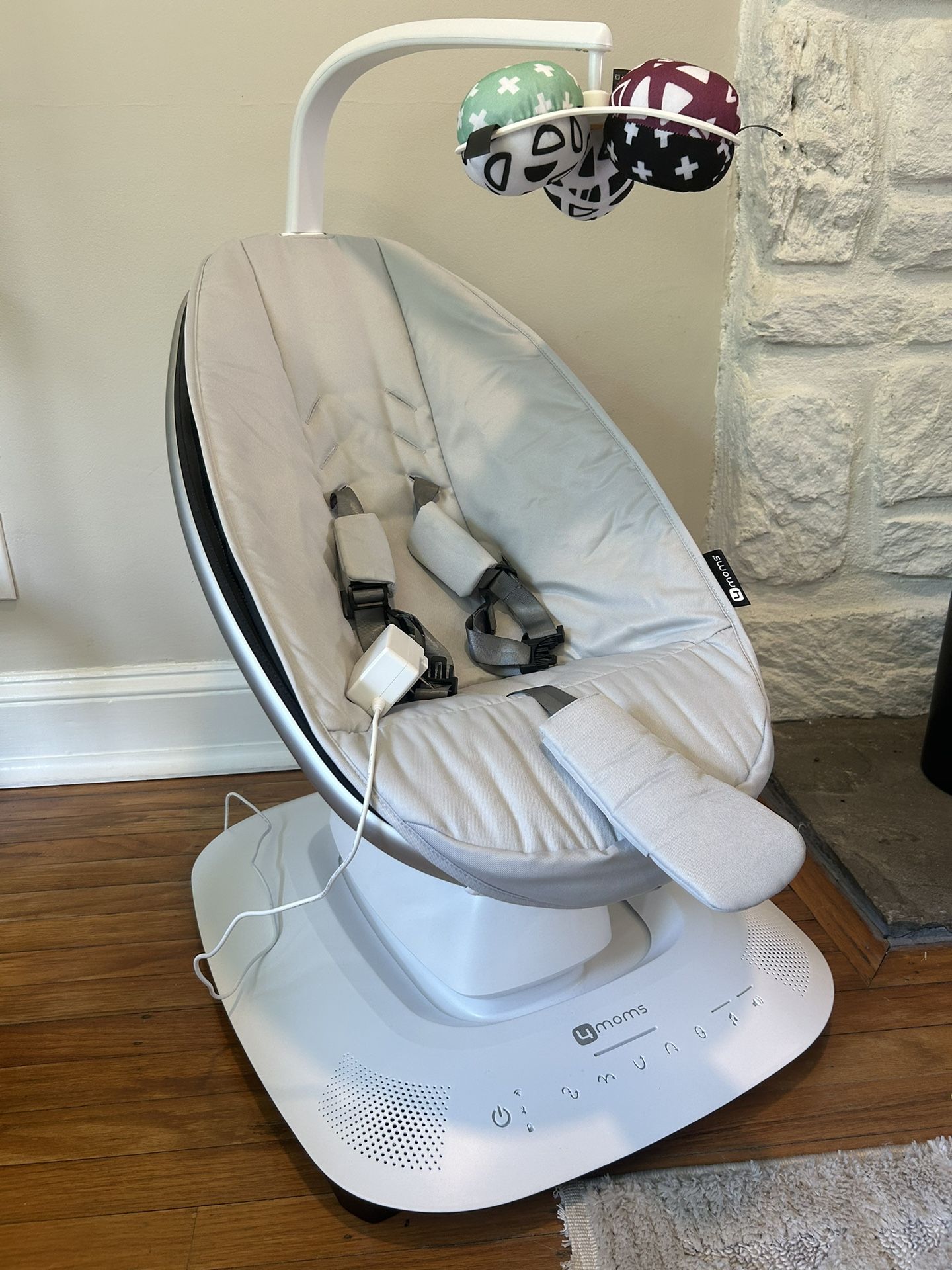 Mamaroo Multi-motion Baby Swing