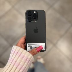 iPHONE 15 PRO TMOBILE/METRO
