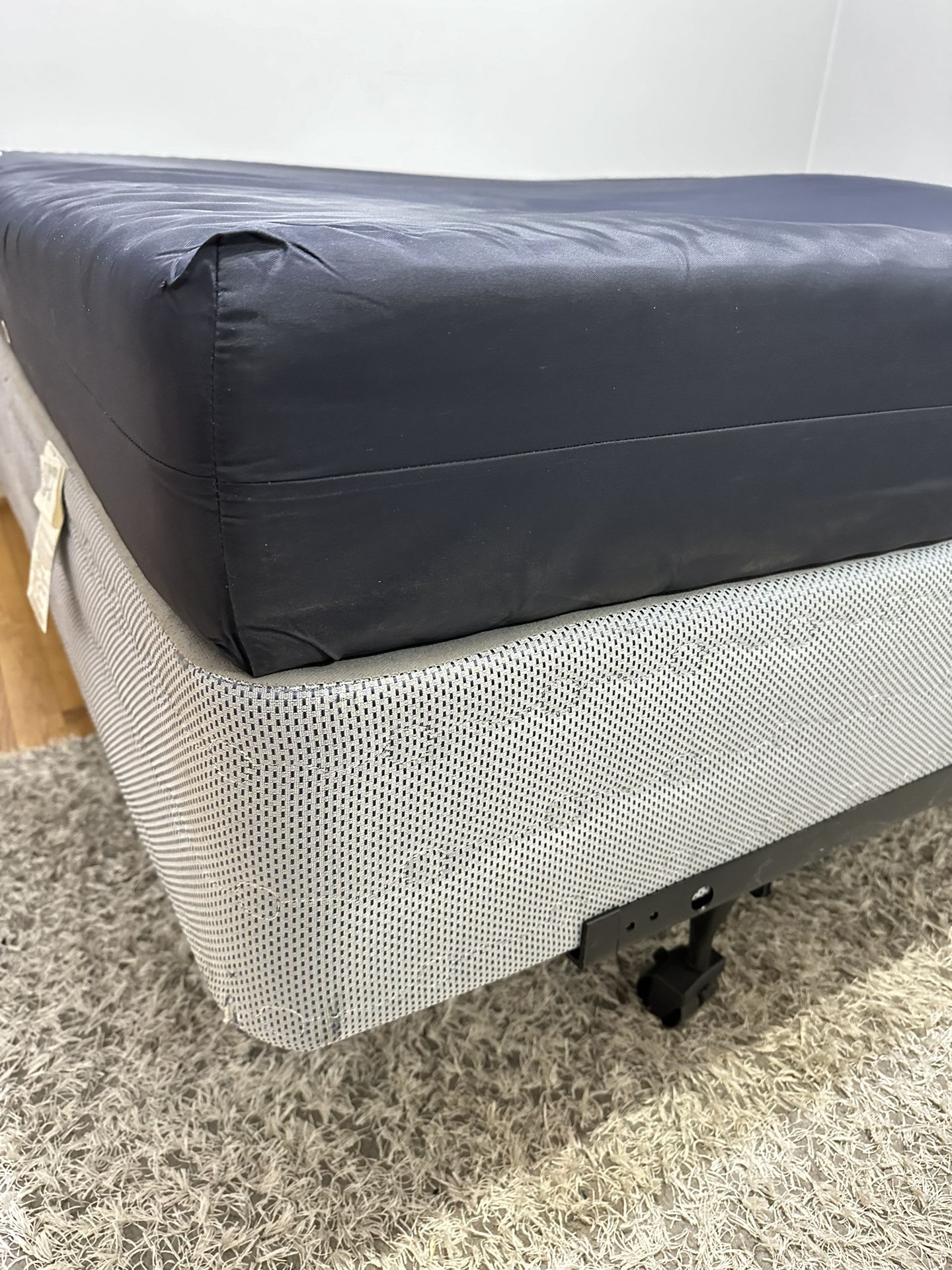 Queen Bed