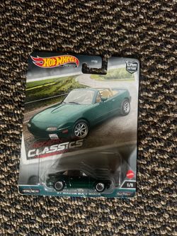 Hot wheel classic ‘91 Mazda mx-5 Miata green