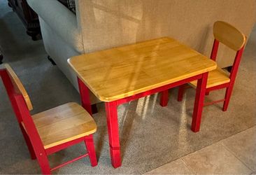 Kids Wooden Table and 2 Chairs Set