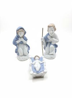 Vintage Lefton collectible Figurines