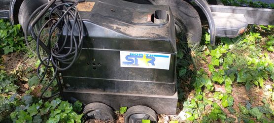 Hot water pressure washer