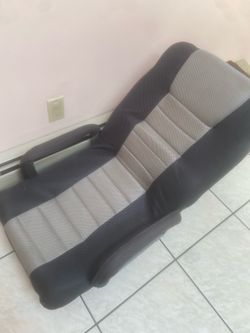 Gaming chair