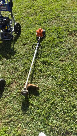 Weed Eater Great Condition -  Need Gone