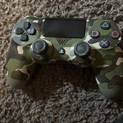 PS4 controller
