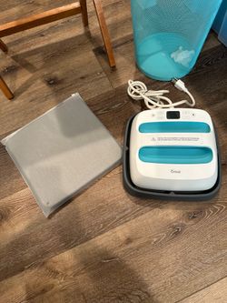 Cricut Easy Press with Mat