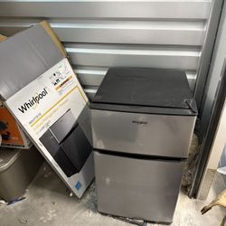 Whirlpool 3.1 cu ft Mini Refrigerator Stainless Steel WH31S1E: Energy Star Certified Dorm Fridge