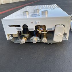 brand New 】Tankless Water Heater 4.21GPM 16L Outdoor Portable GasHot Water  Heater Instant Propane Water Heater with Digital Display Multi-Protection  for Sale in Rancho Cucamonga, CA - OfferUp