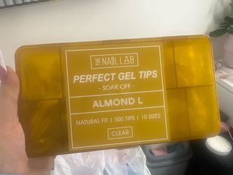 Gelx and acrylic nail tips