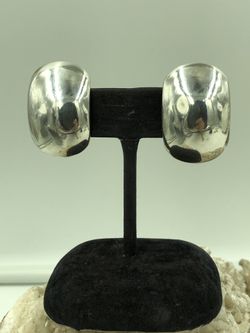 925 Sterling Silver Smooth & Shiny Texture Clip Earrings